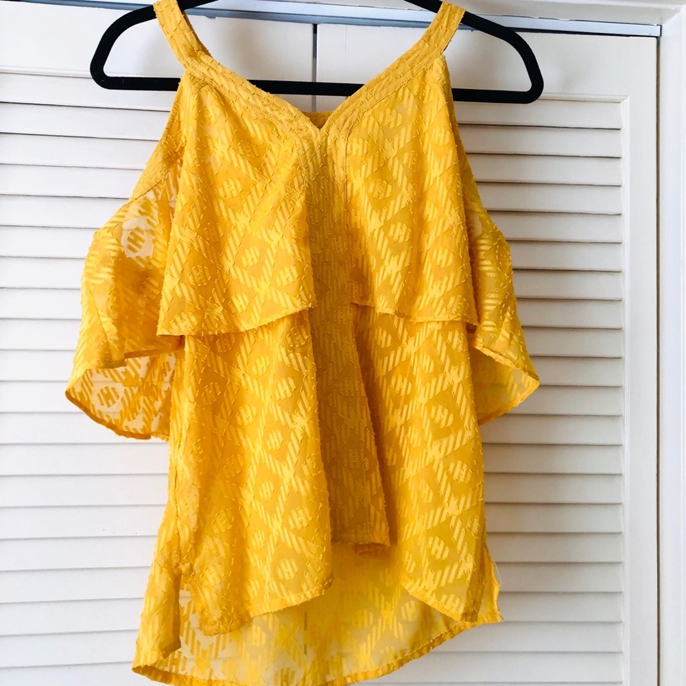 Peep Shoulder Gold Patterned top (NEW with tags)